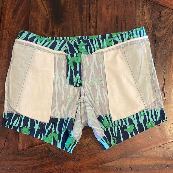HALEY AND THE HOUND GREEN NAVY SEAHORSE SIZE 2 SHORTS - Picture 6 of 10